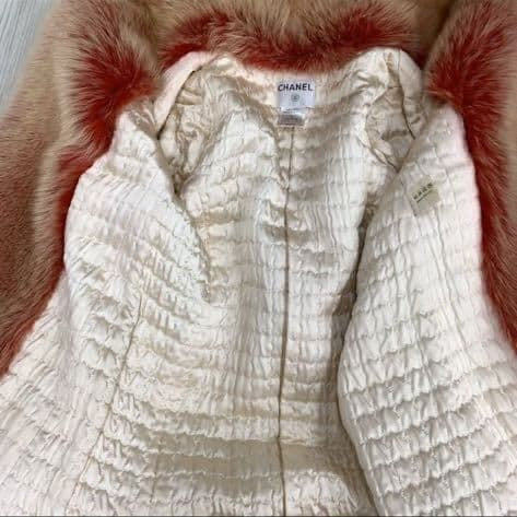 CHANEL 01A Rare Fox Fur Tweed Coat Size 40
