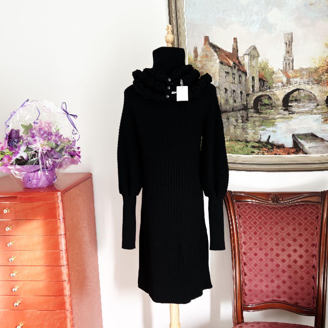 CHANEL Waffle Knit Long Dress with Necklace Size 34