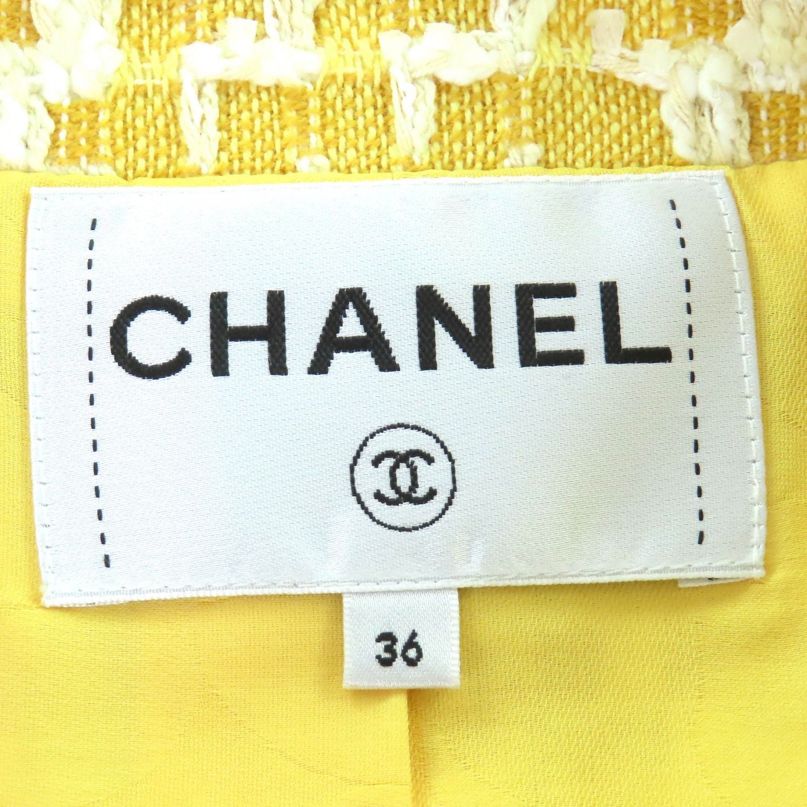 CHANEL 18S P58787 Cotton Wool Coco Mark Clear Button Tweed No-Collar Jacket Yellow Size 36