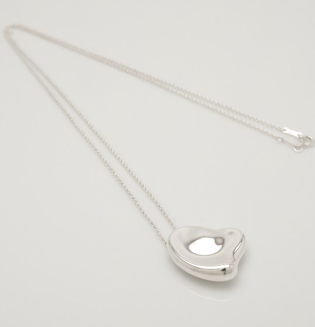 Tiffany & Co. Elsa Peretti Large Full Heart Necklace Silver 925