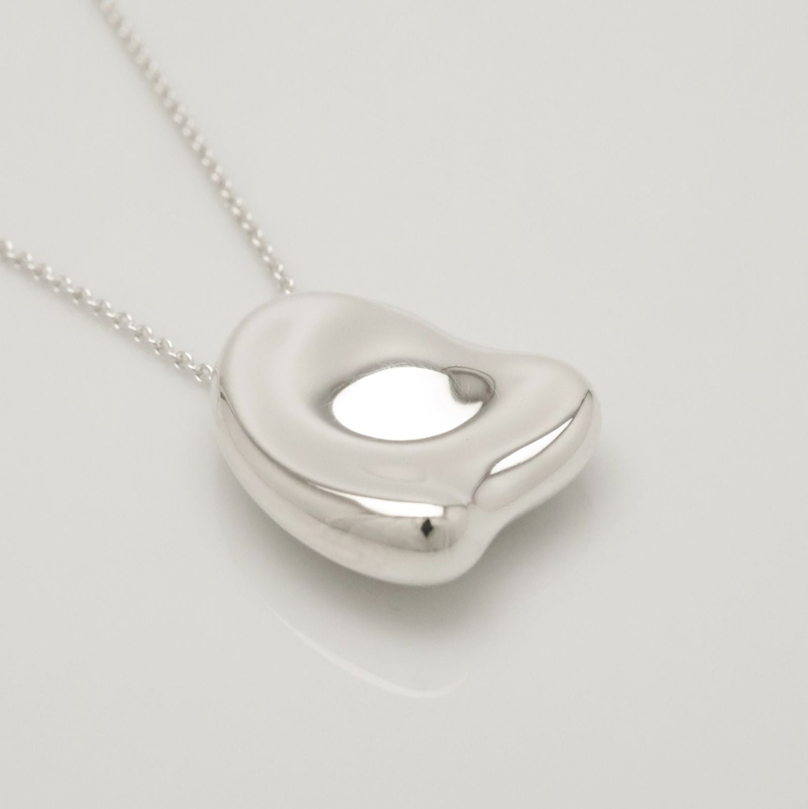 Tiffany & Co. Elsa Peretti Large Full Heart Necklace Silver 925