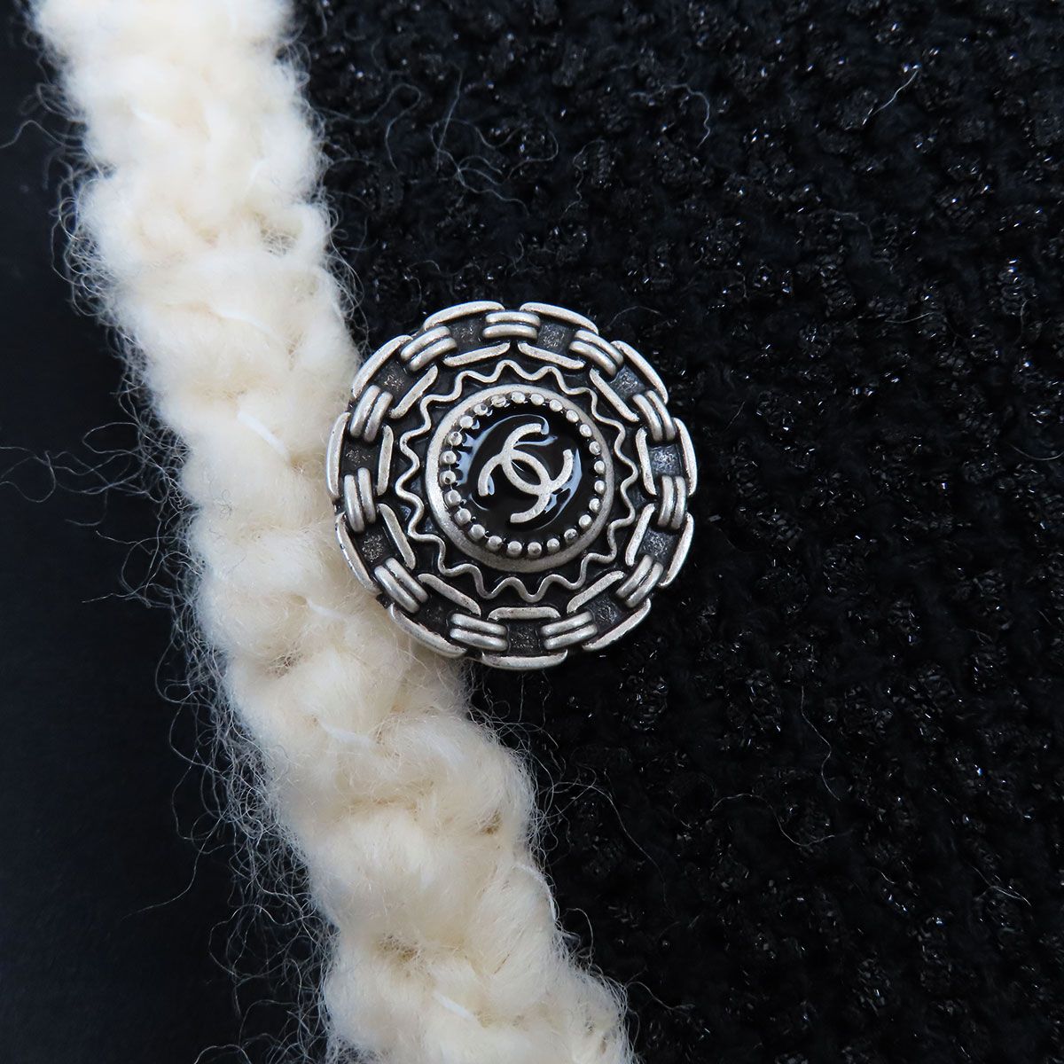 Chanel Coco Mark Tweed Panelled Jacket P62308V45445 Size 36