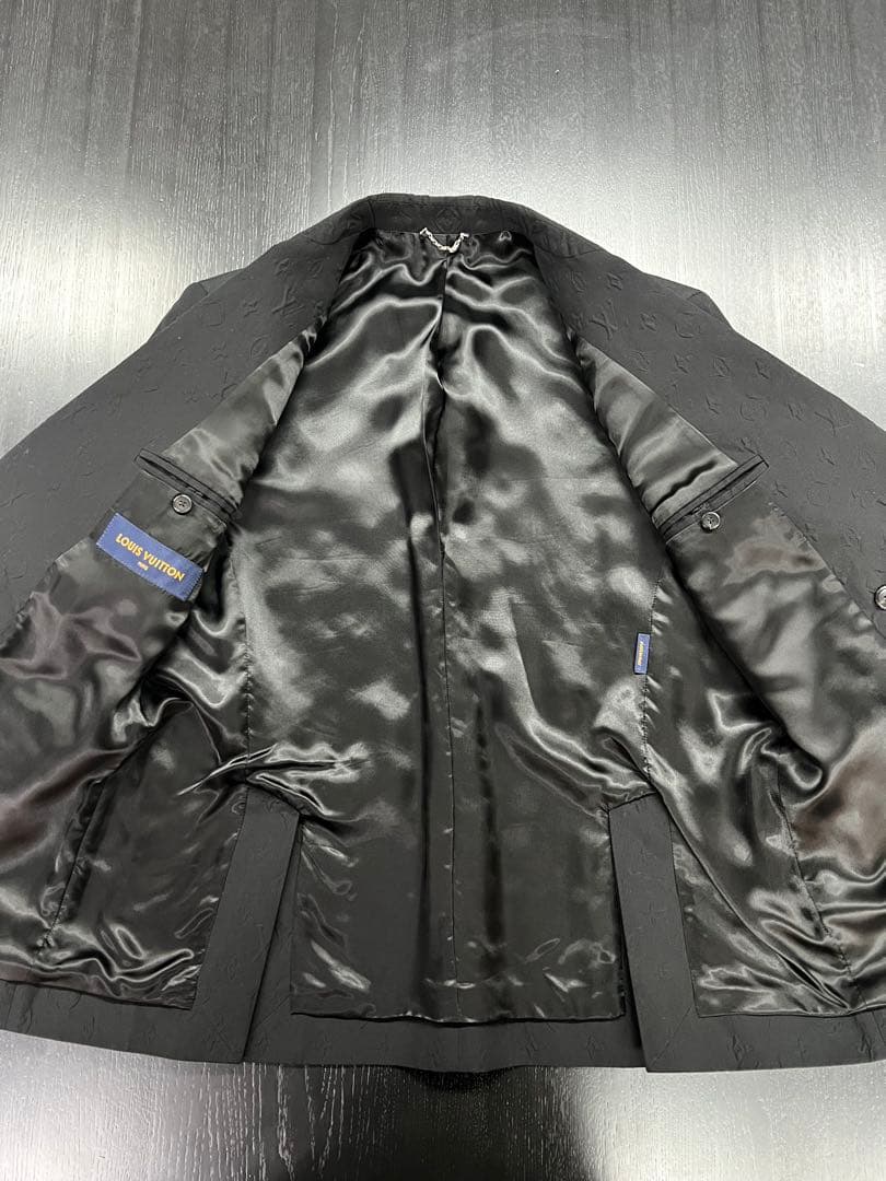 LOUIS VUITTON Double-Breasted Jacket