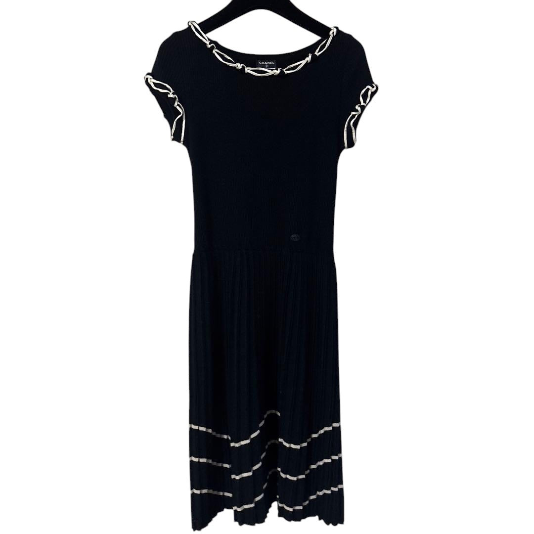 CHANEL Short Sleeve Knit Dress — Black, Size 36
