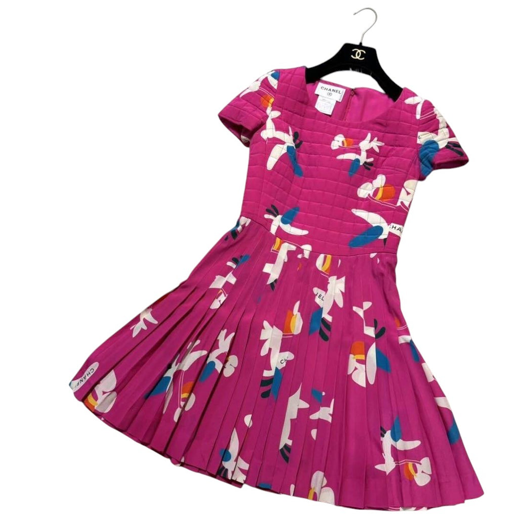 CHANEL Runway Quilted Floral Silk Short Sleeve Dress