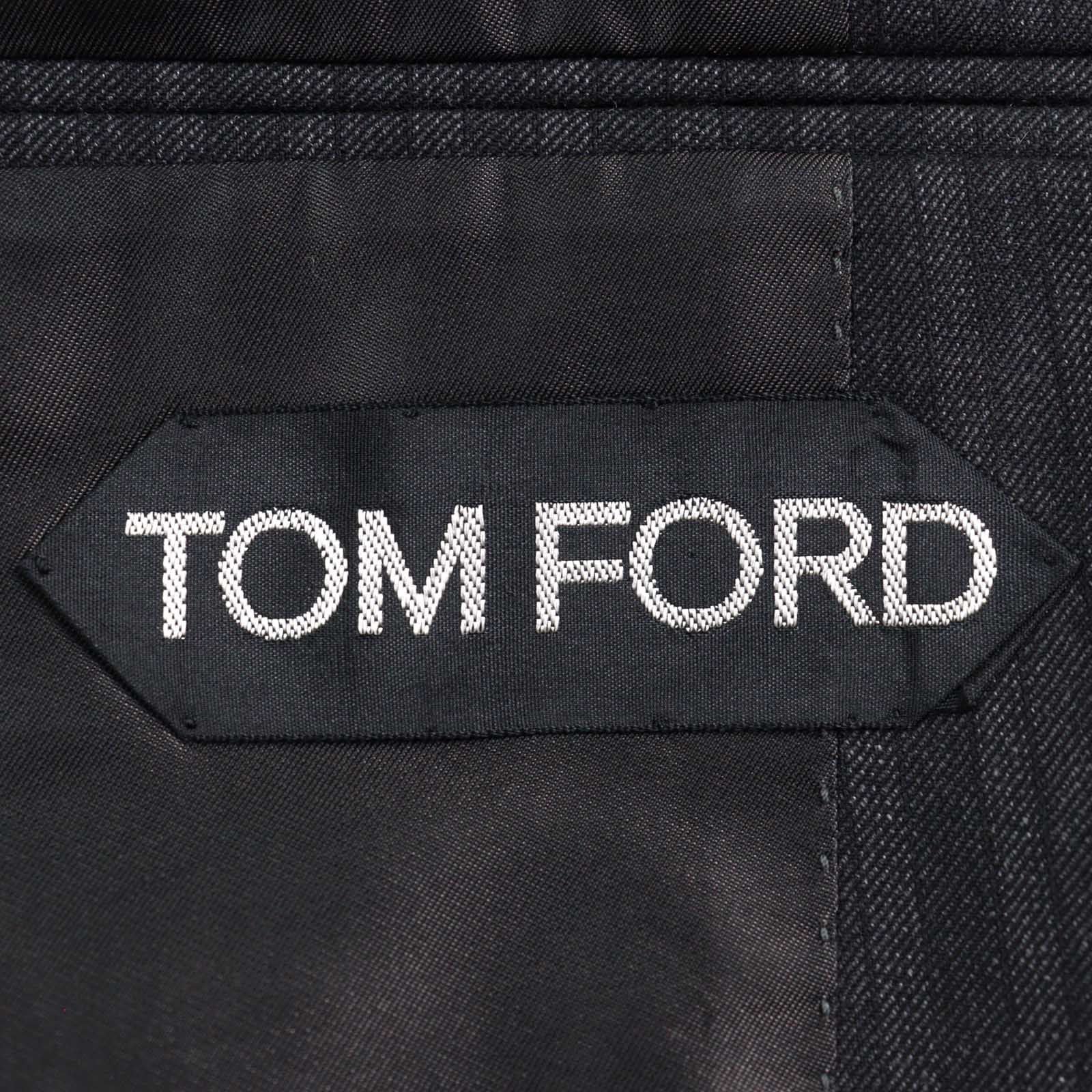 TOM FORD 24DL4W Windsor Stripe Peaked Lapel Single Suit Size 44