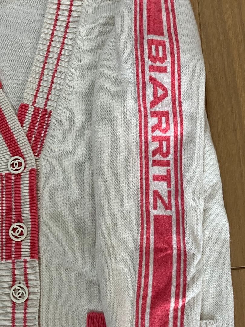 CHANEL Biarritz Cashmere Cardigan Size 34