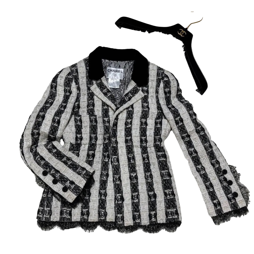 CHANEL Silk Tweed Stripe Jacket Lace Lining Size 36
