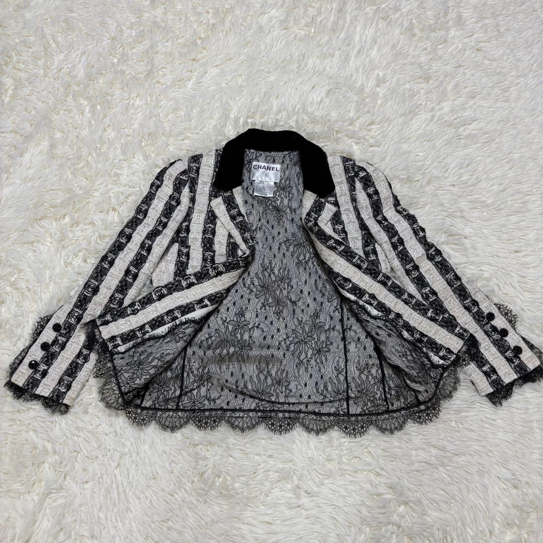 CHANEL Silk Tweed Stripe Jacket Lace Lining Size 36