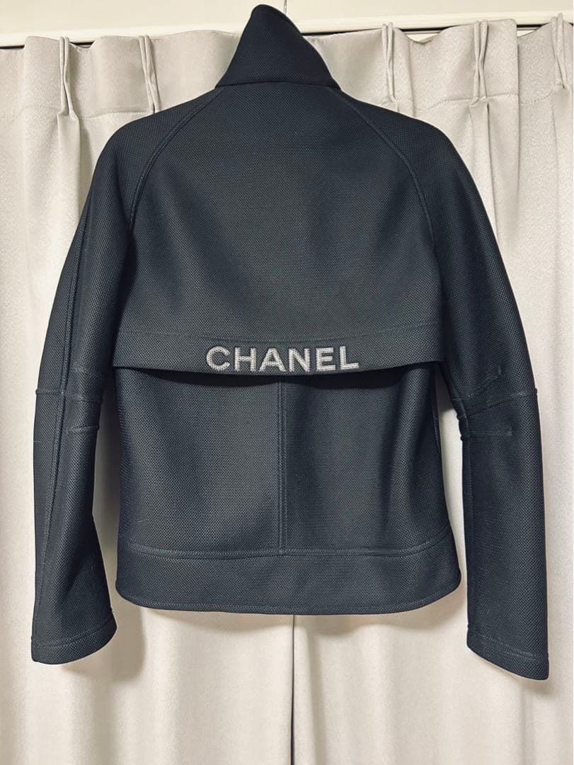 CHANEL Black Jacket Size 38